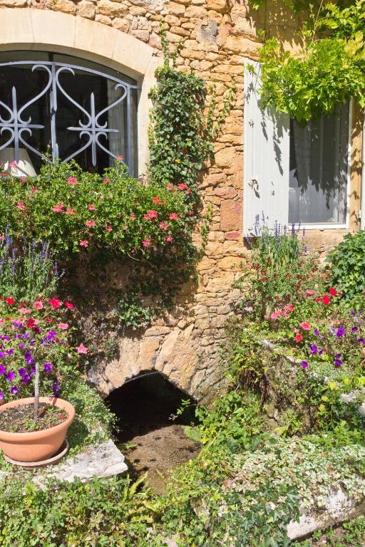 Saint-Alvère Bed & Breakfast Le Moulin Neuf المظهر الخارجي الصورة